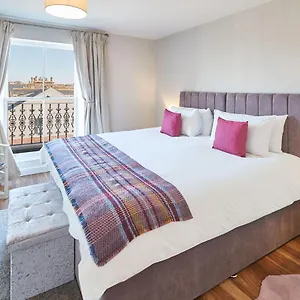  Apartment Host & - Abbey Court